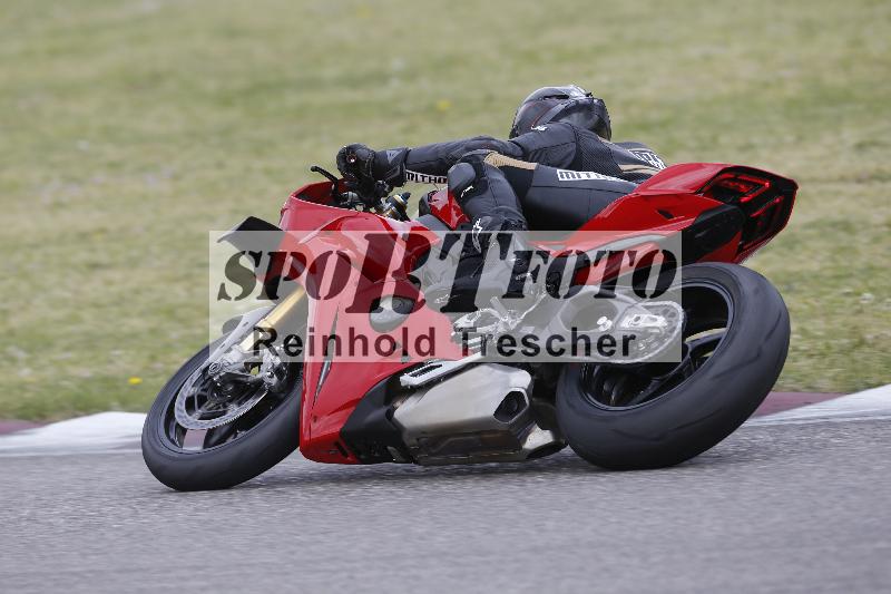 /09 19.04.2026  Caremotion get faster ADR/Gruppe rot/74